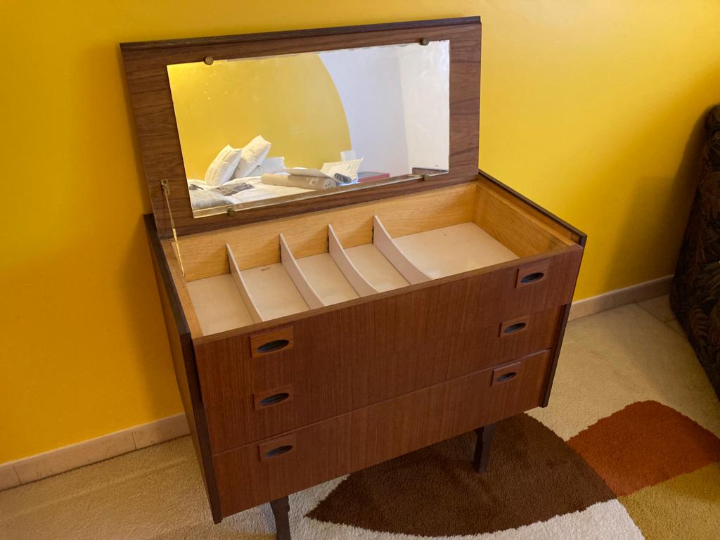 Vintage dressing table dresser