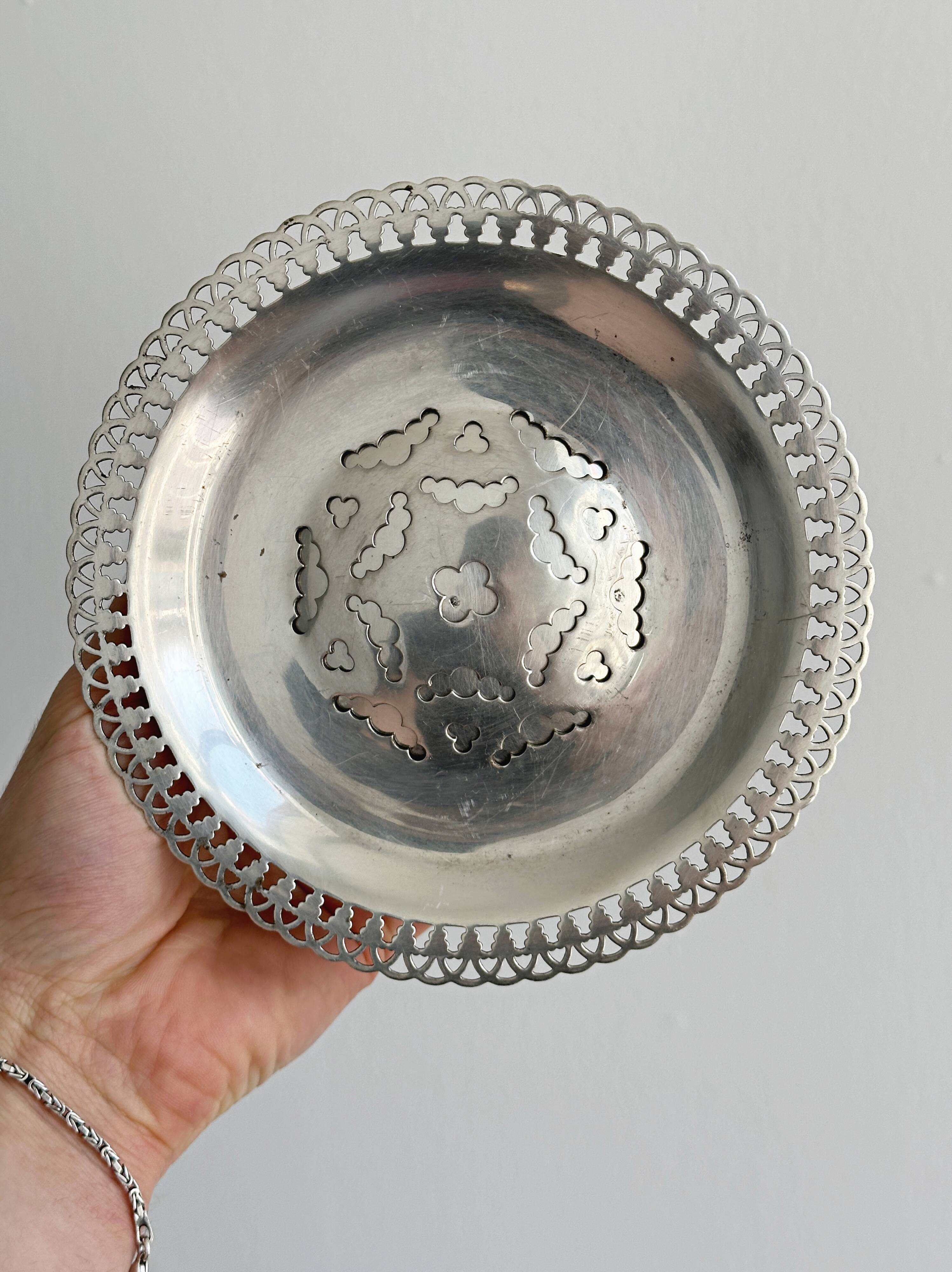 Metal butter dish