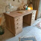 Big desk