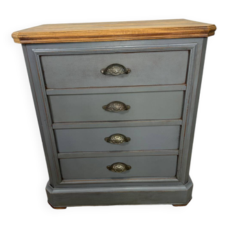 Commode
