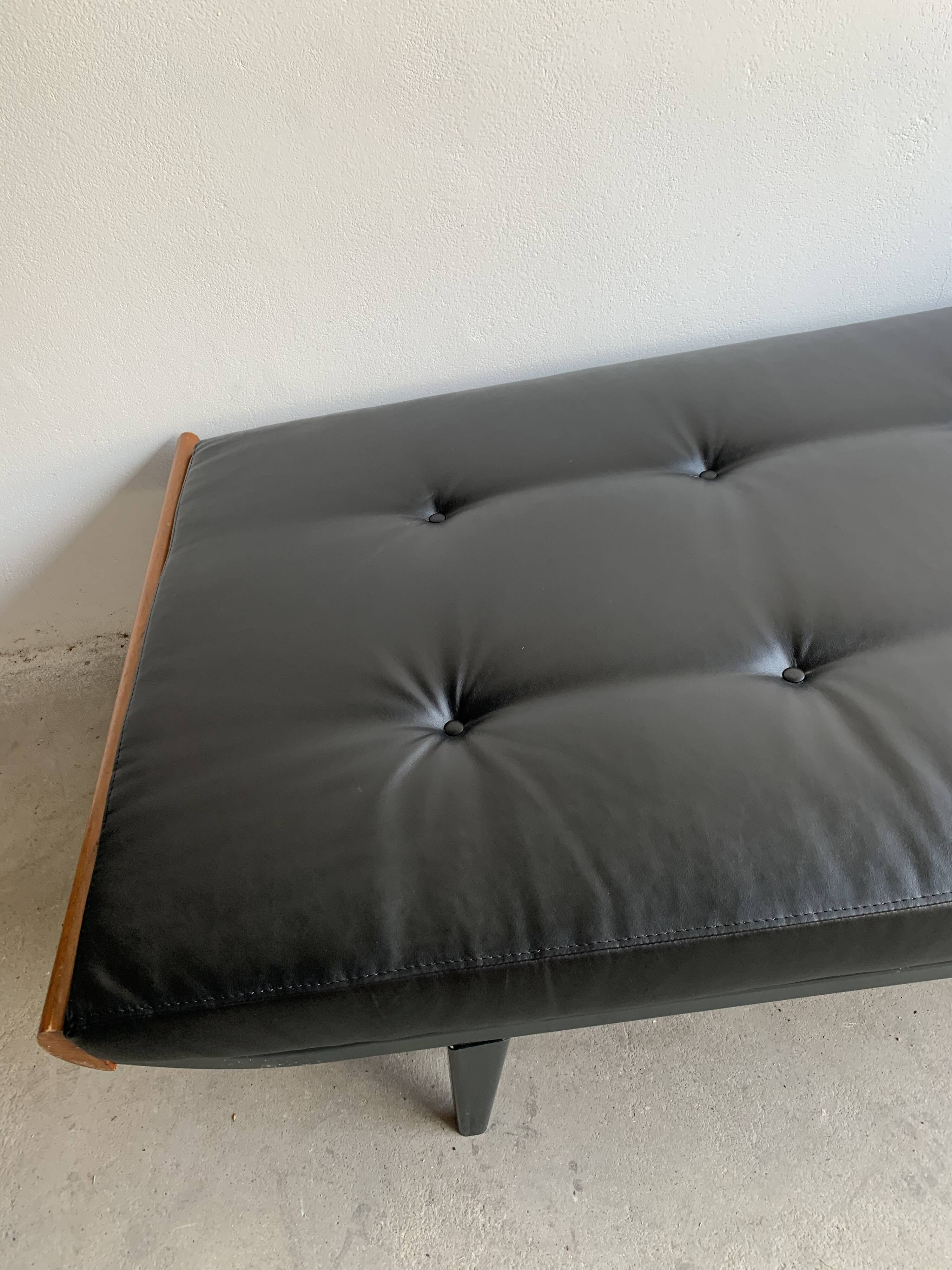 Cleopatra day bed by Andre Cordemeyer for Auping 1950's