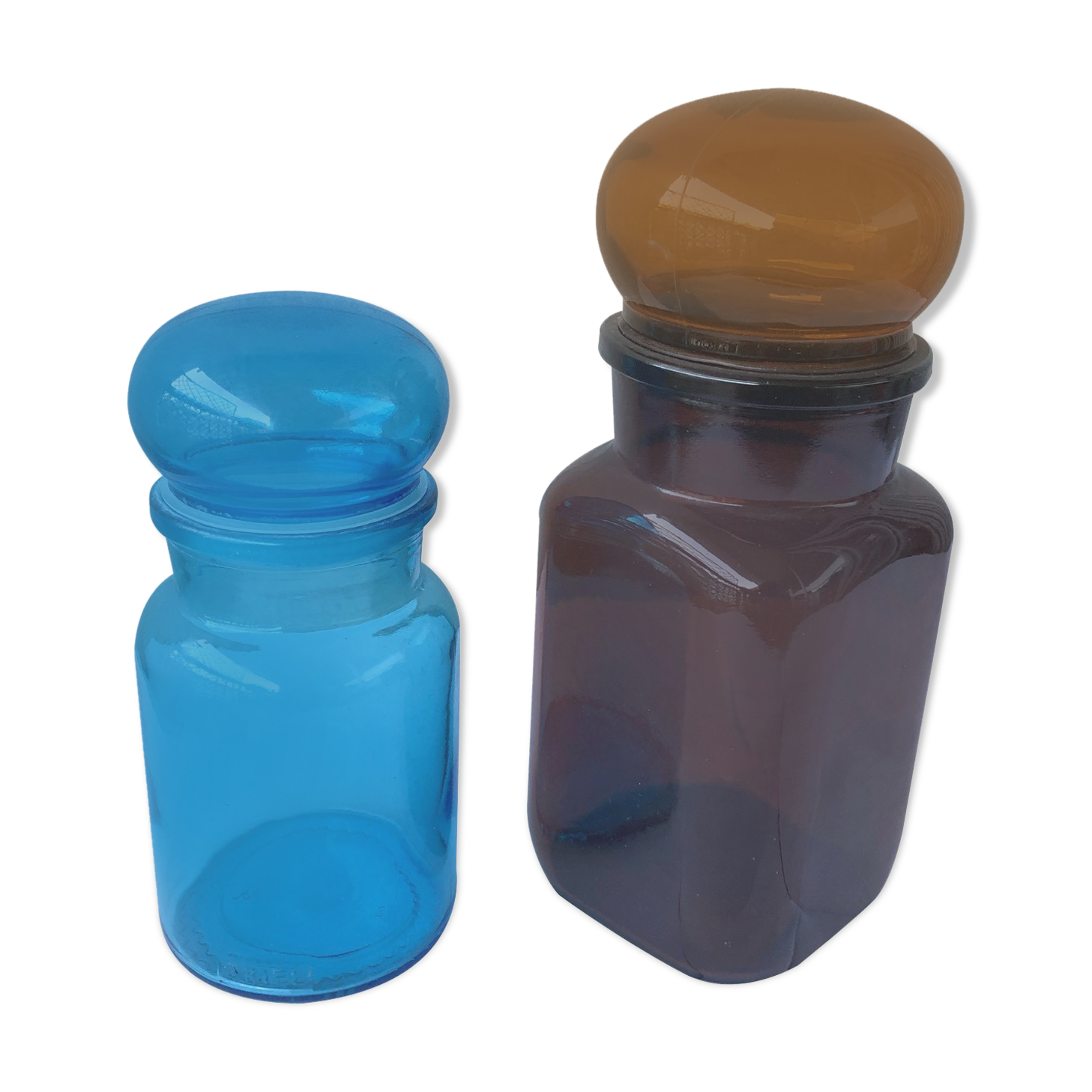 Vintage apothecary pots