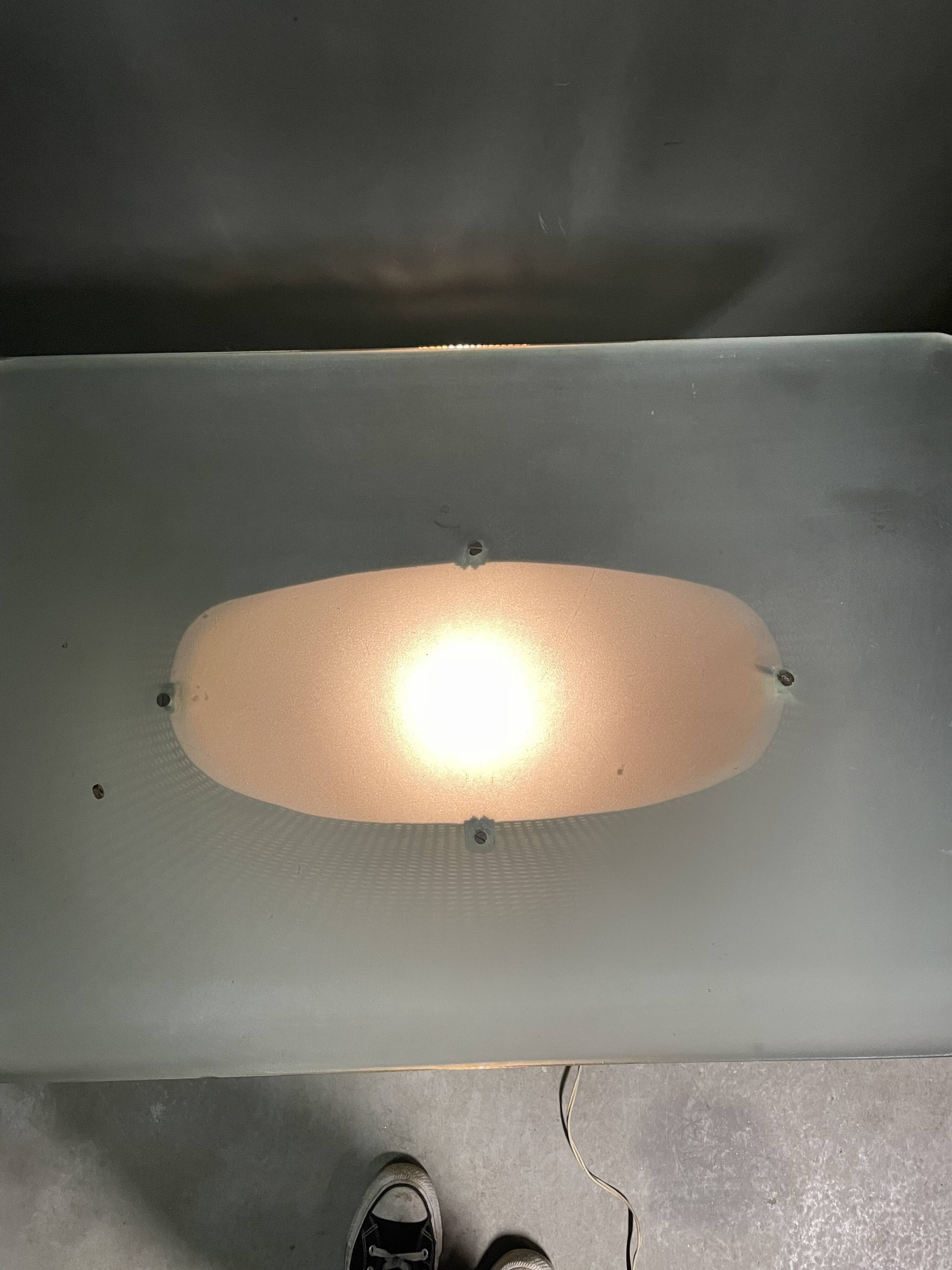 Table d'appoint lumineuse Française des années 1950