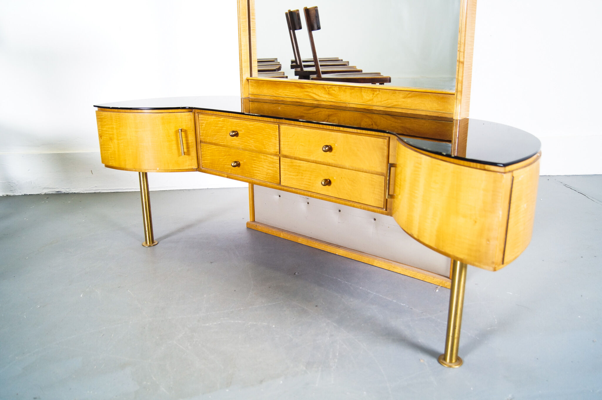 Birch Dressing Table With Large Mirror