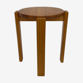 Mid century pinewood stool, 1960s minimalistic design