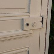 81.2x212 door and old molded paneled communication frame
