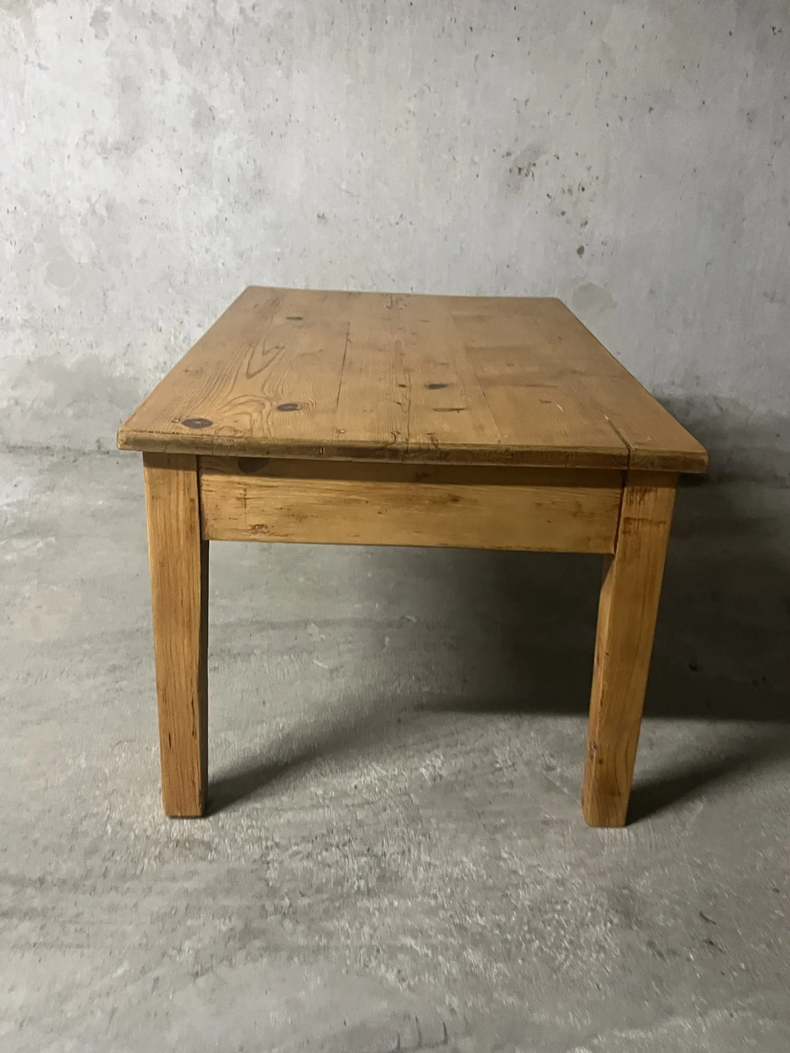 Table basse de ferme
