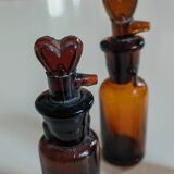 Flacons de pharmacie anciens