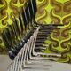 Lot 10 Chaises Empilables vintage 1970"