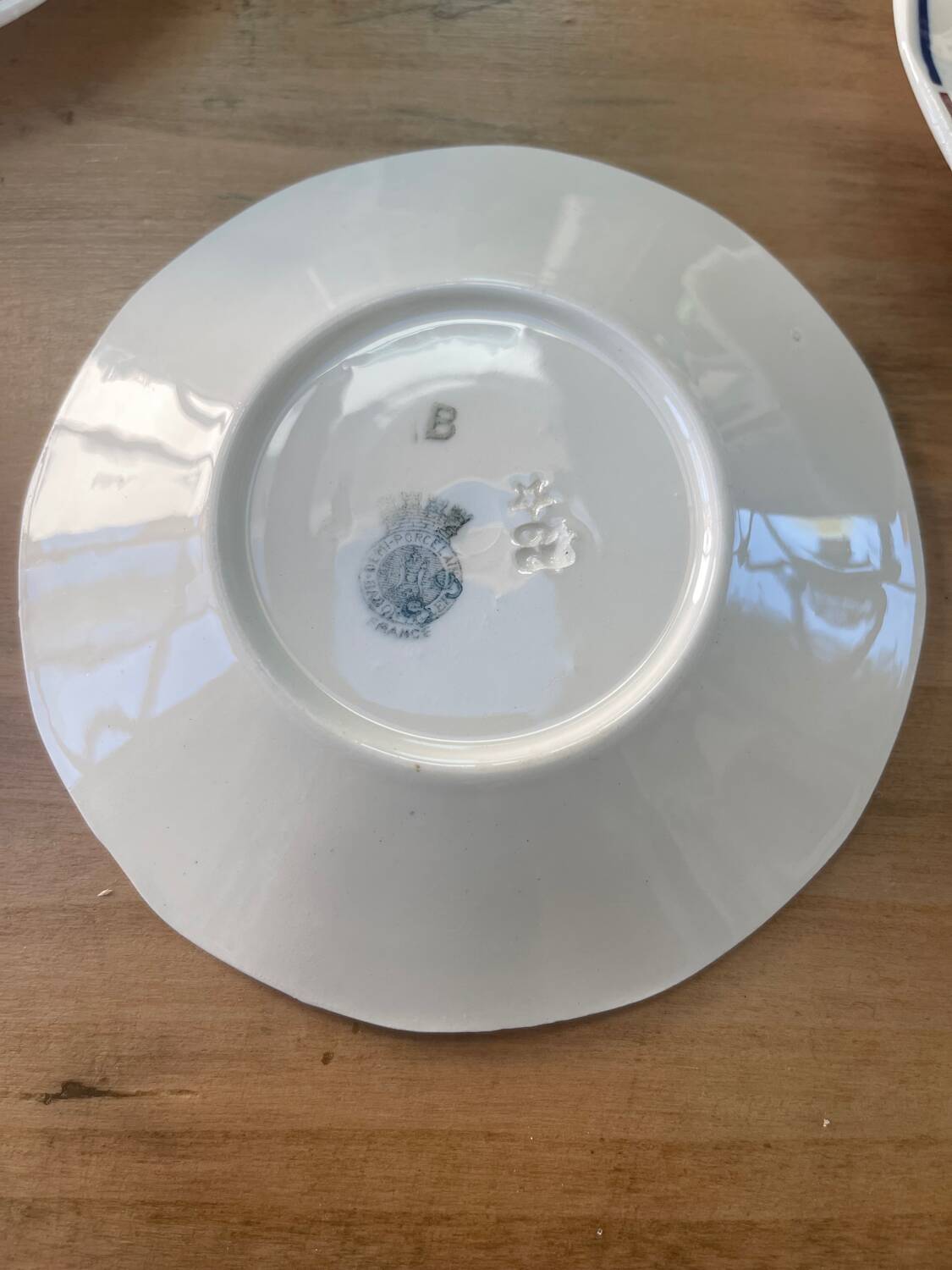 Tasses et soucoupes art déco Badonviller motif « tulipes «