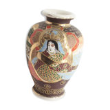 Vintage Chinese vase