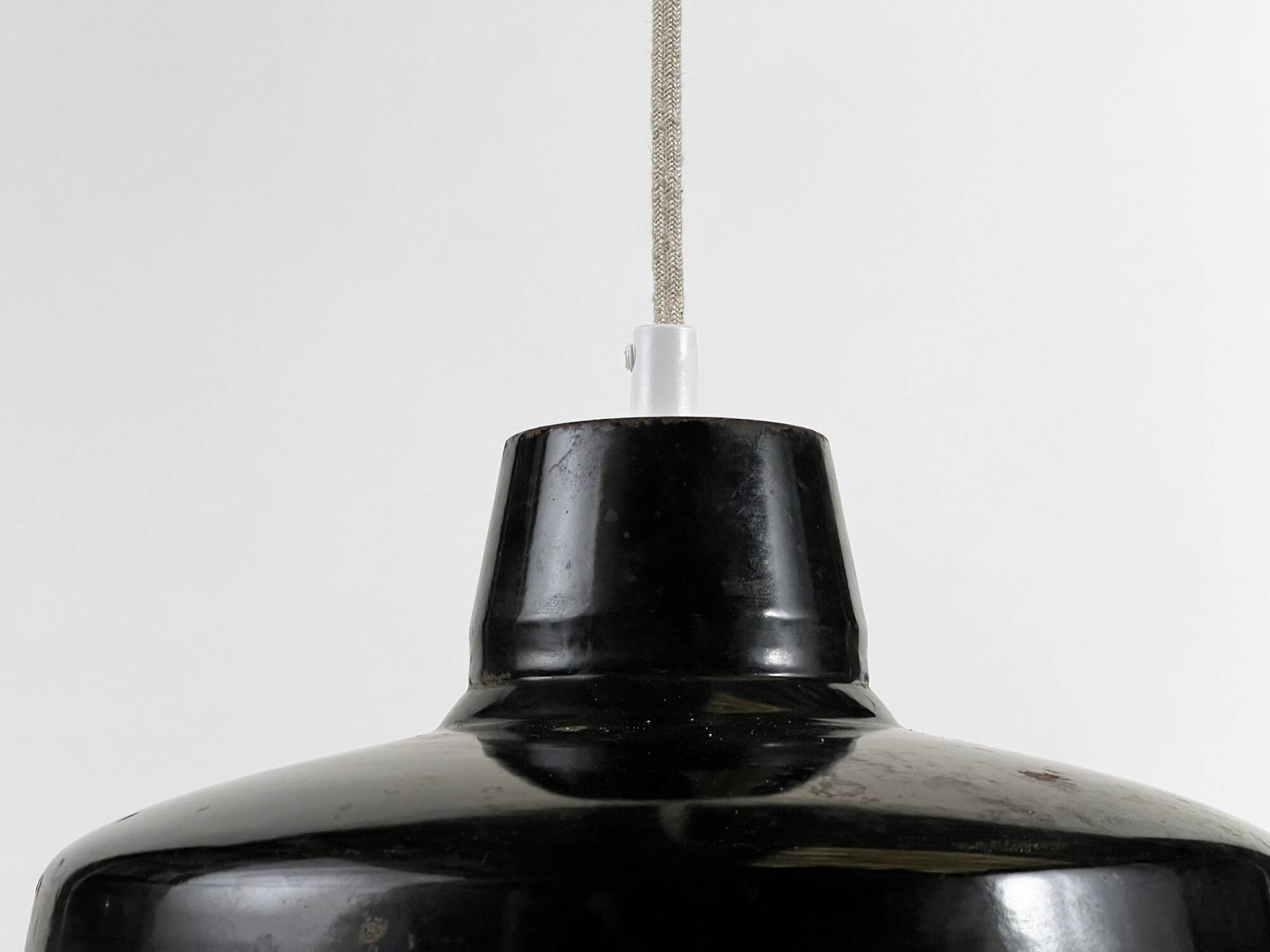 Enameled industrial pendant light. France 1950s