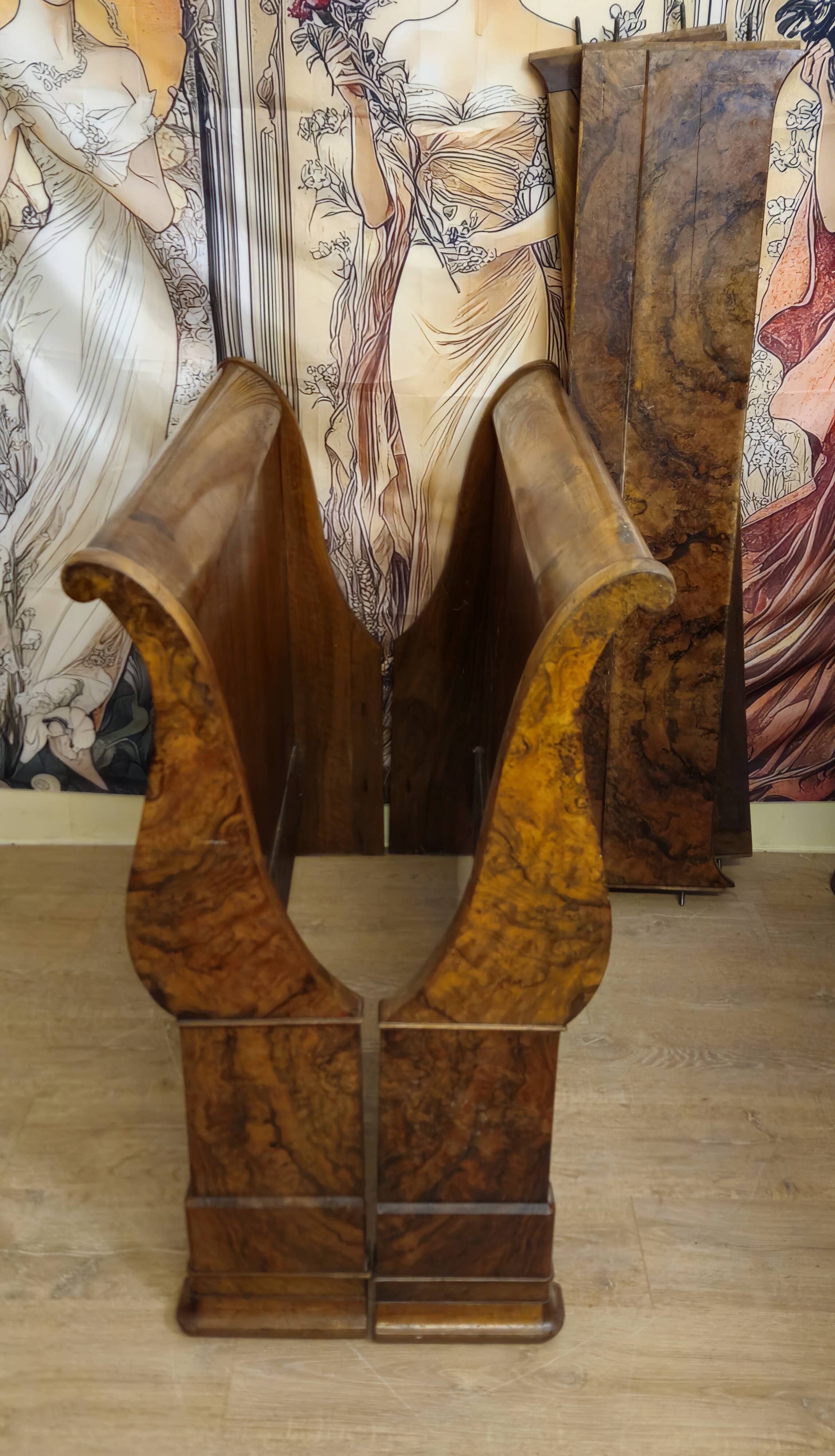 Light boat in walnut briar – Charles X period / Restoration / Louis Ph
