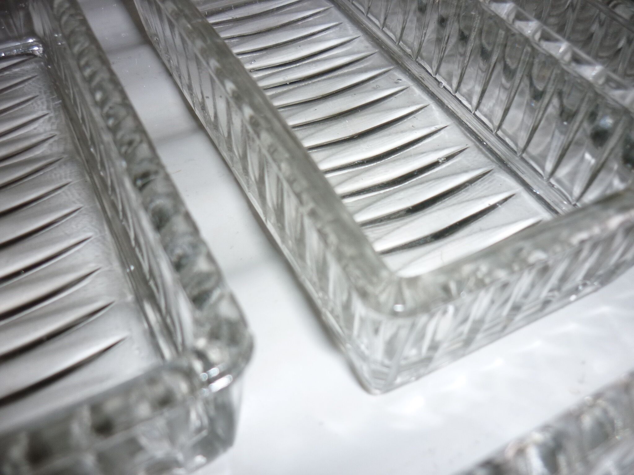 5 moulded and fluted glass ramekins