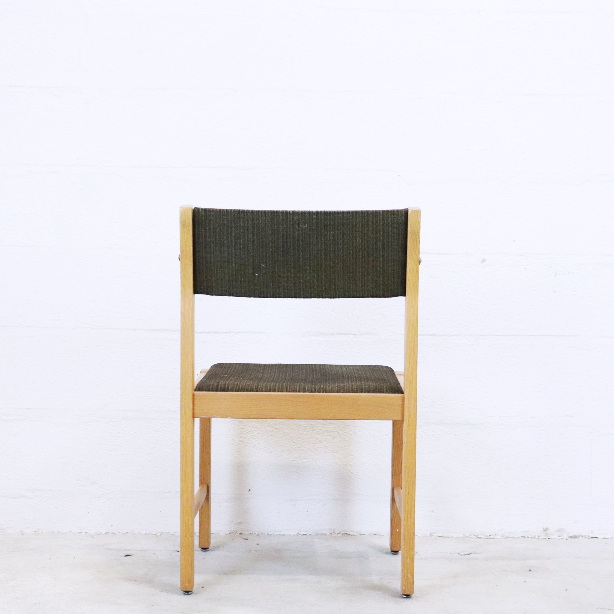 Jeu de chaises scandinave Suède 1960