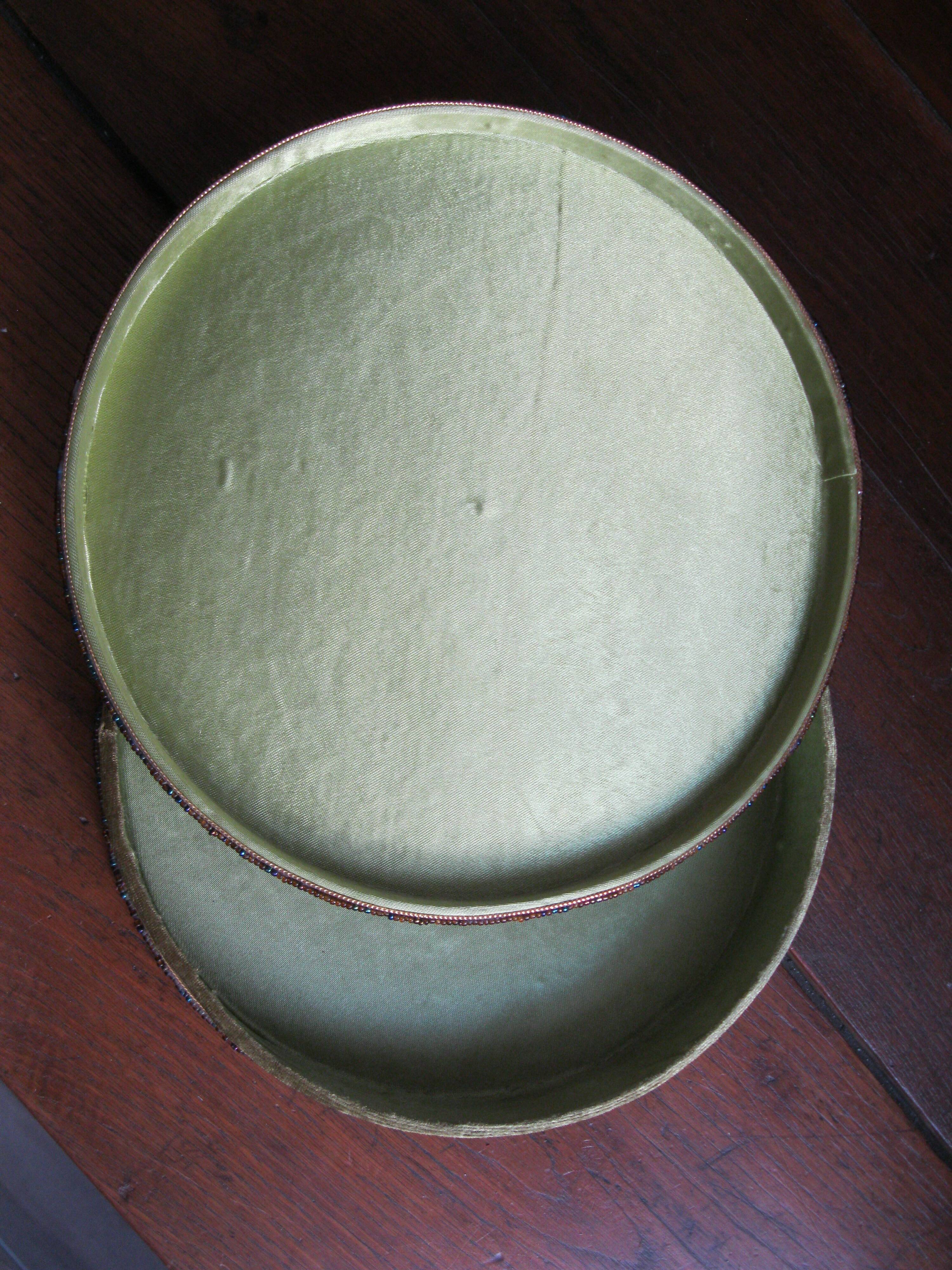 Box fabric fabric velvet beads