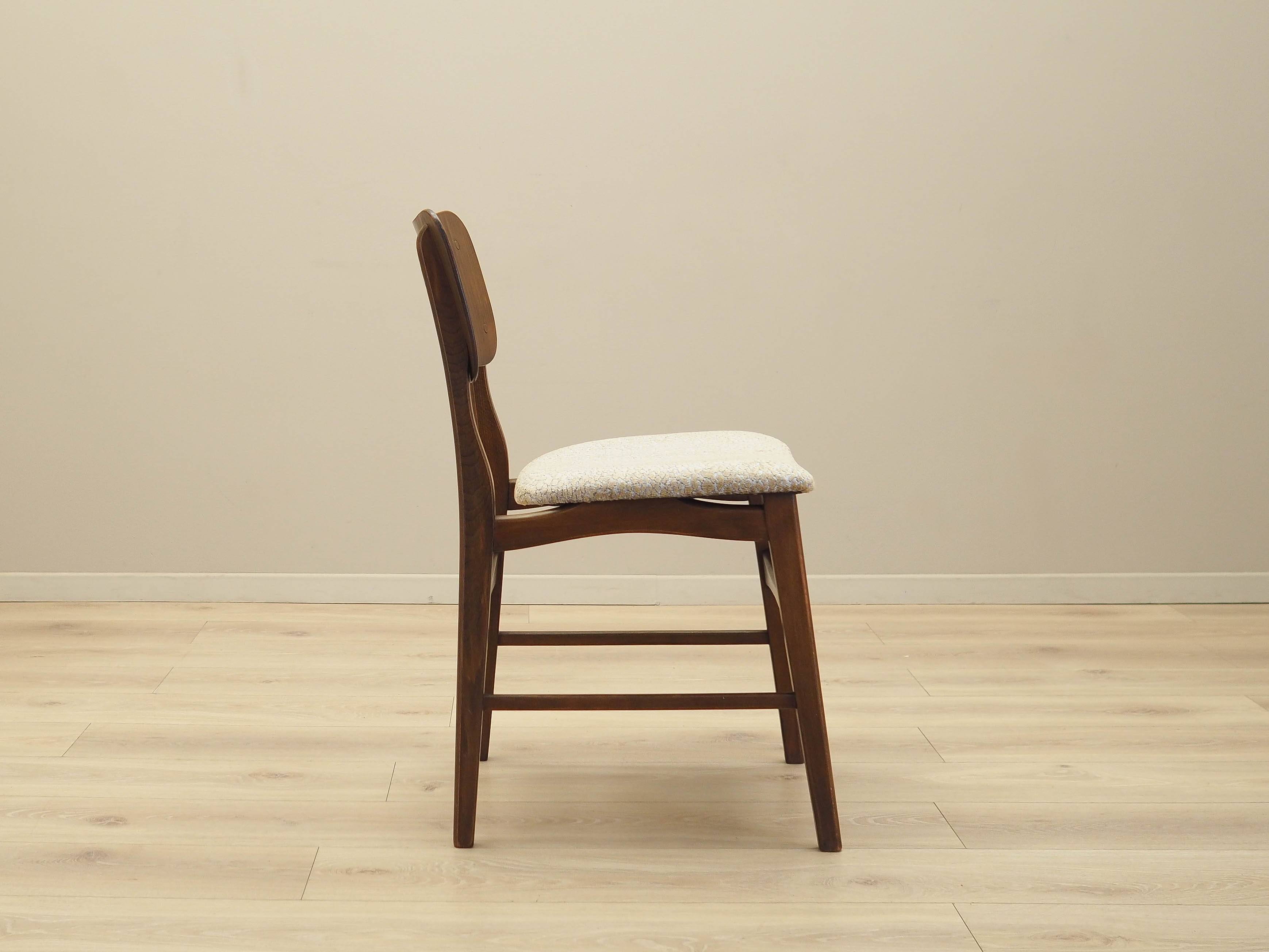 Ensemble de six chaises, design danois, années 1960, fabriquées au Danemark.