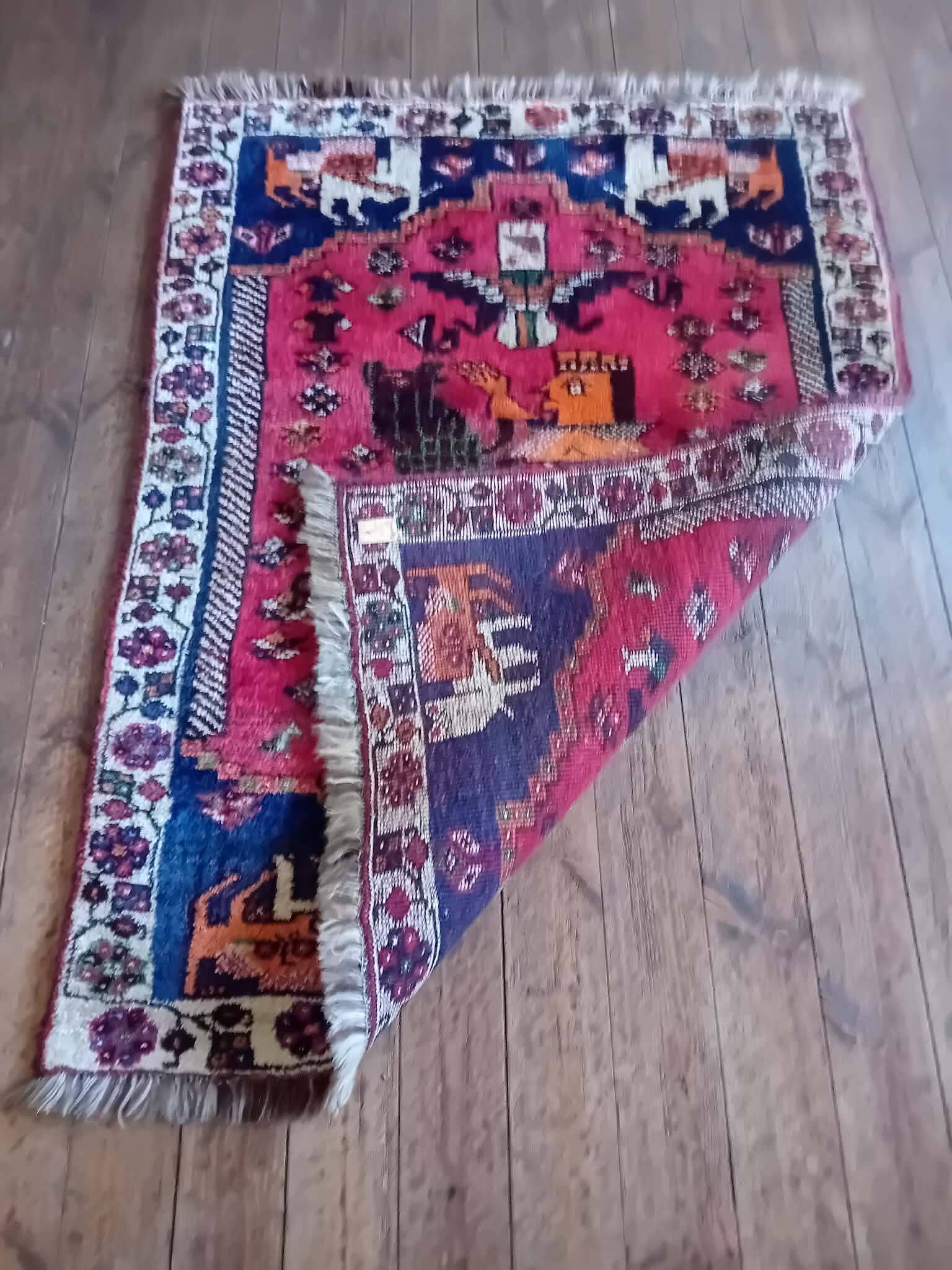 Handmade Qashqai Persian rug 150x111cm