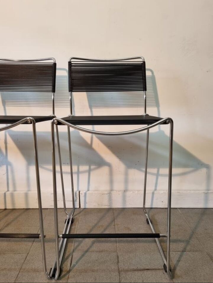 High stools Spaghetti dark gray design Giandomenico Belloti , edit by Alias