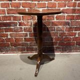 Wooden pedestal table