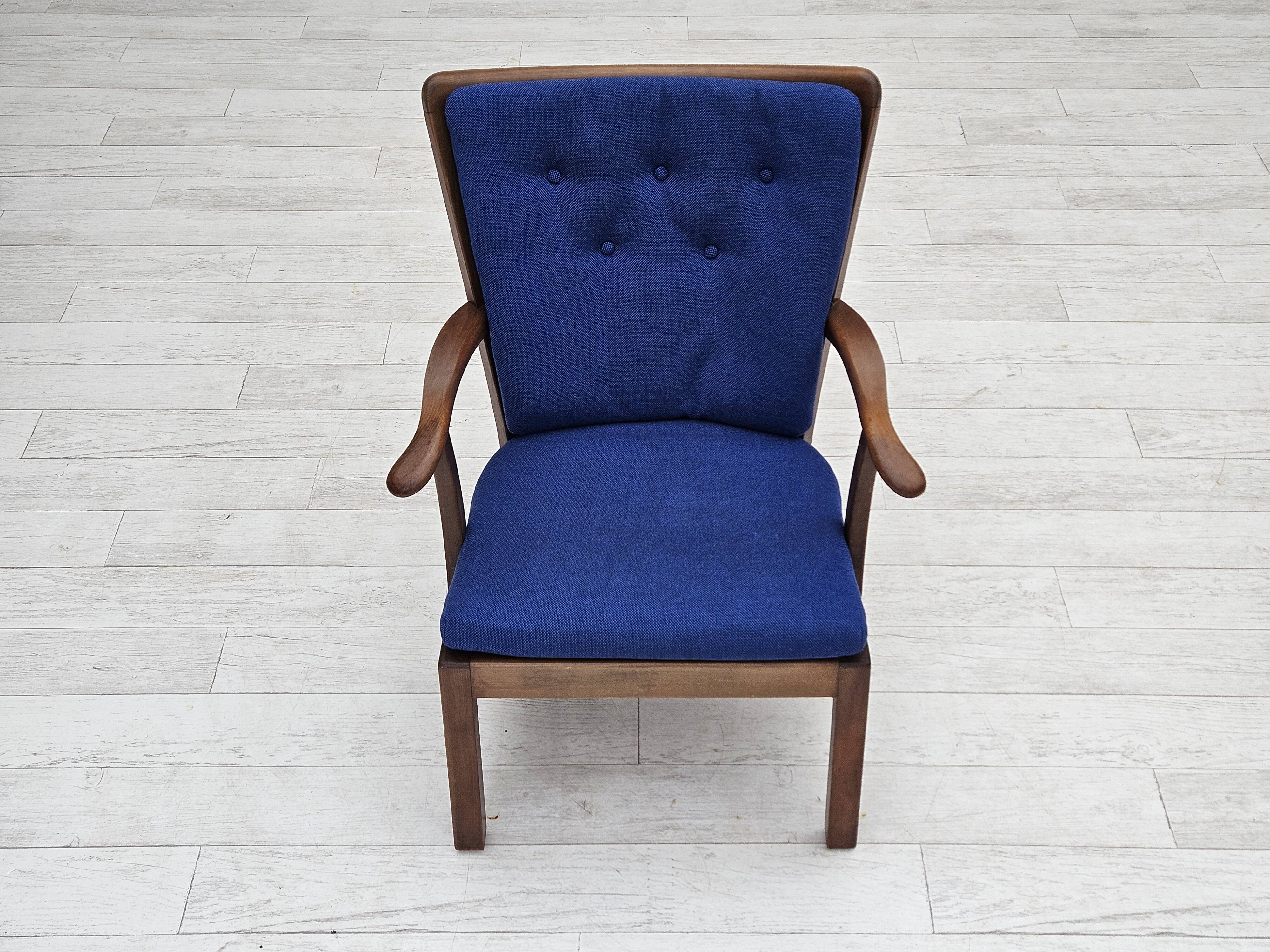 1960s, Danish easy armchair by Fritz Hansen, wool fabric, beech wood.