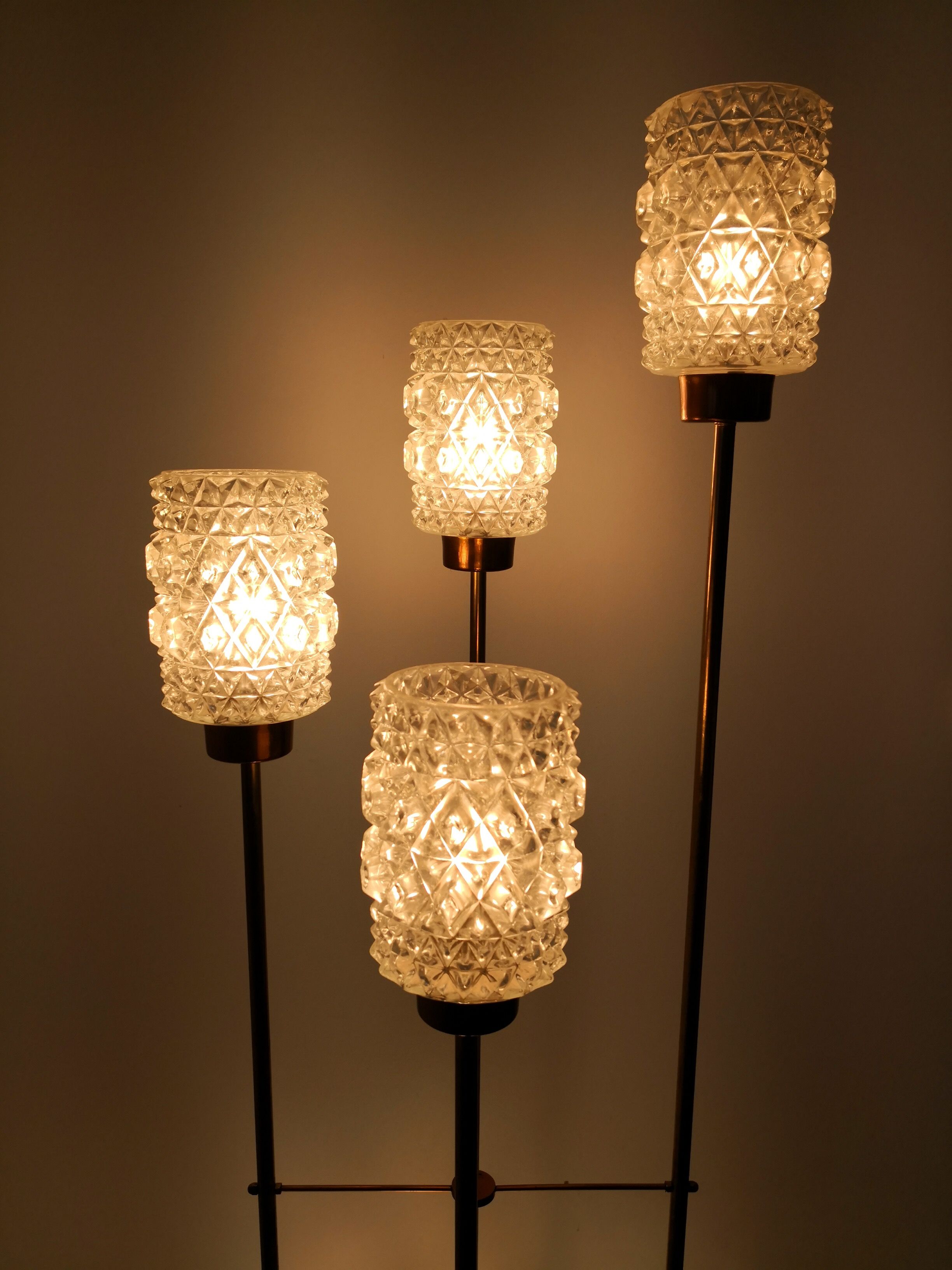 5 lamp post globes 60s