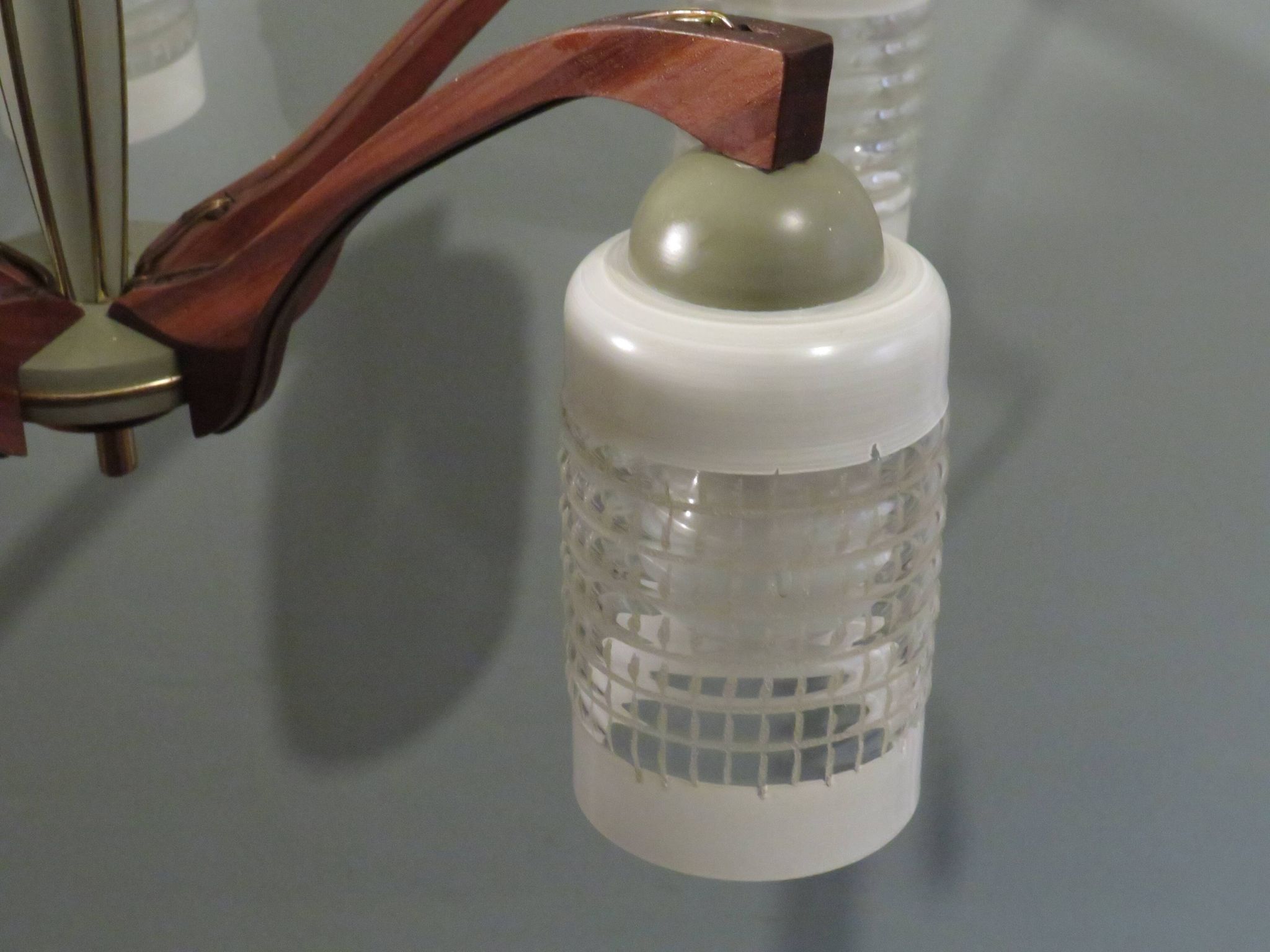 Lustre, teck et verre gravé, 1950 Italie