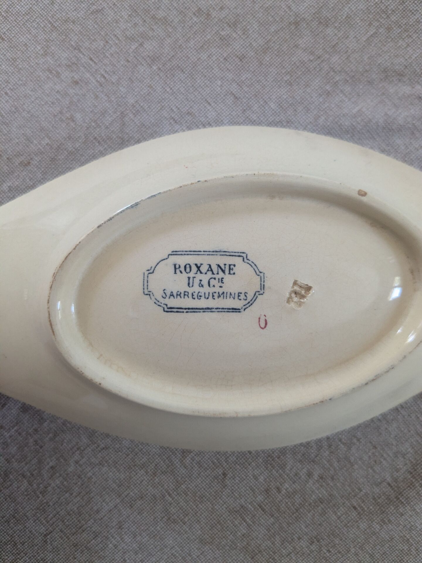 Two Sarreguemines Roxane dishes.
