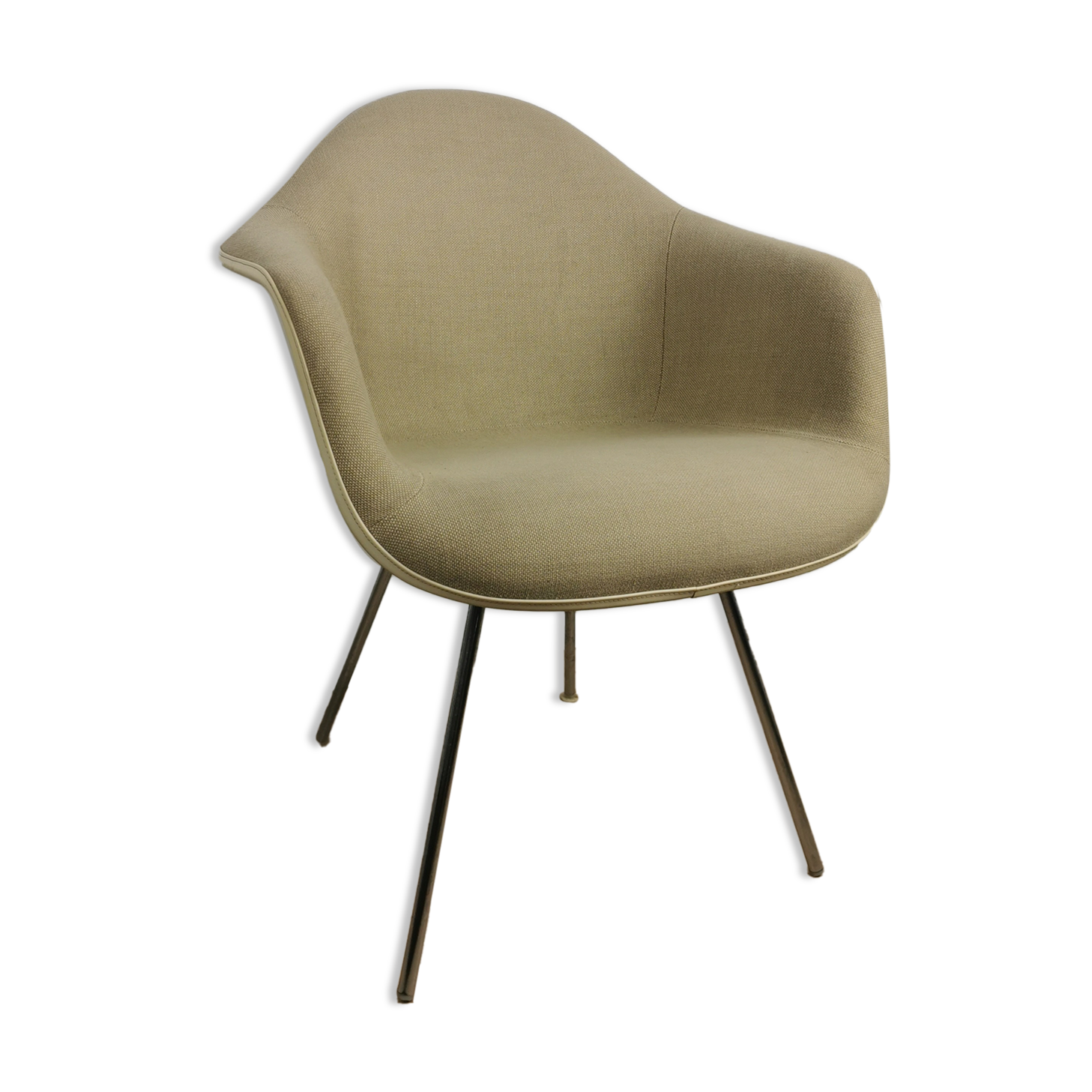 Dax armchair by Charles & Ray Eames, Herman Miller