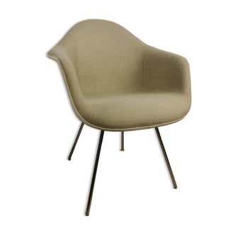 Dax armchair by Charles & Ray Eames, Herman Miller