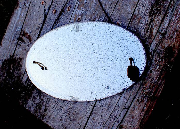 Mercury barber mirror