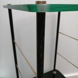 Sellette glass and metal