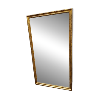 Carved wooden mirror gilded from the louis xv period