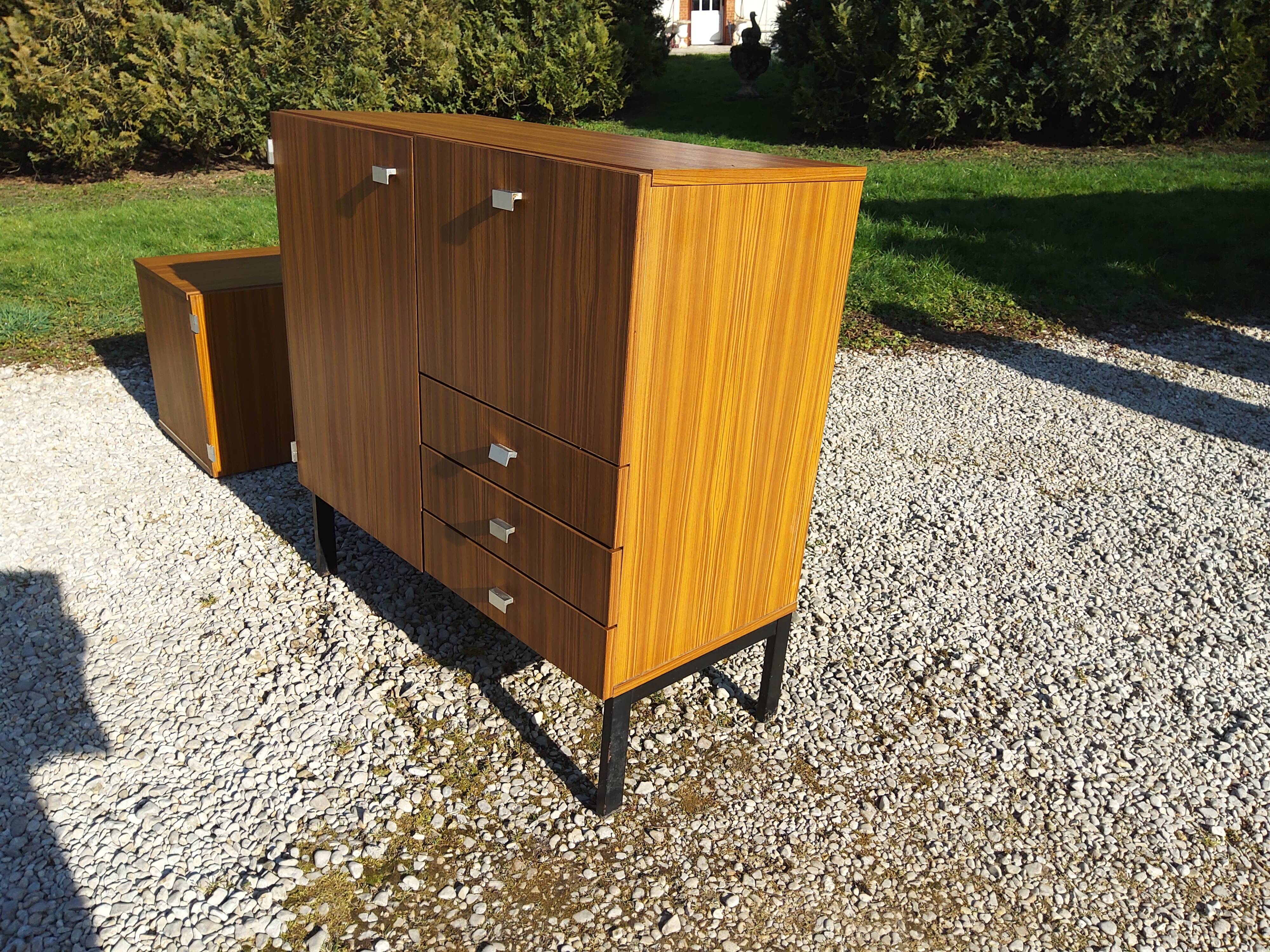 Pierre Guariche bar cabinet for Meurop
