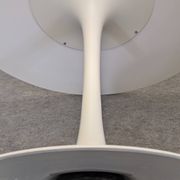 Space Age tulip round table by Maurice Burke for Arkana, 1960s-70s