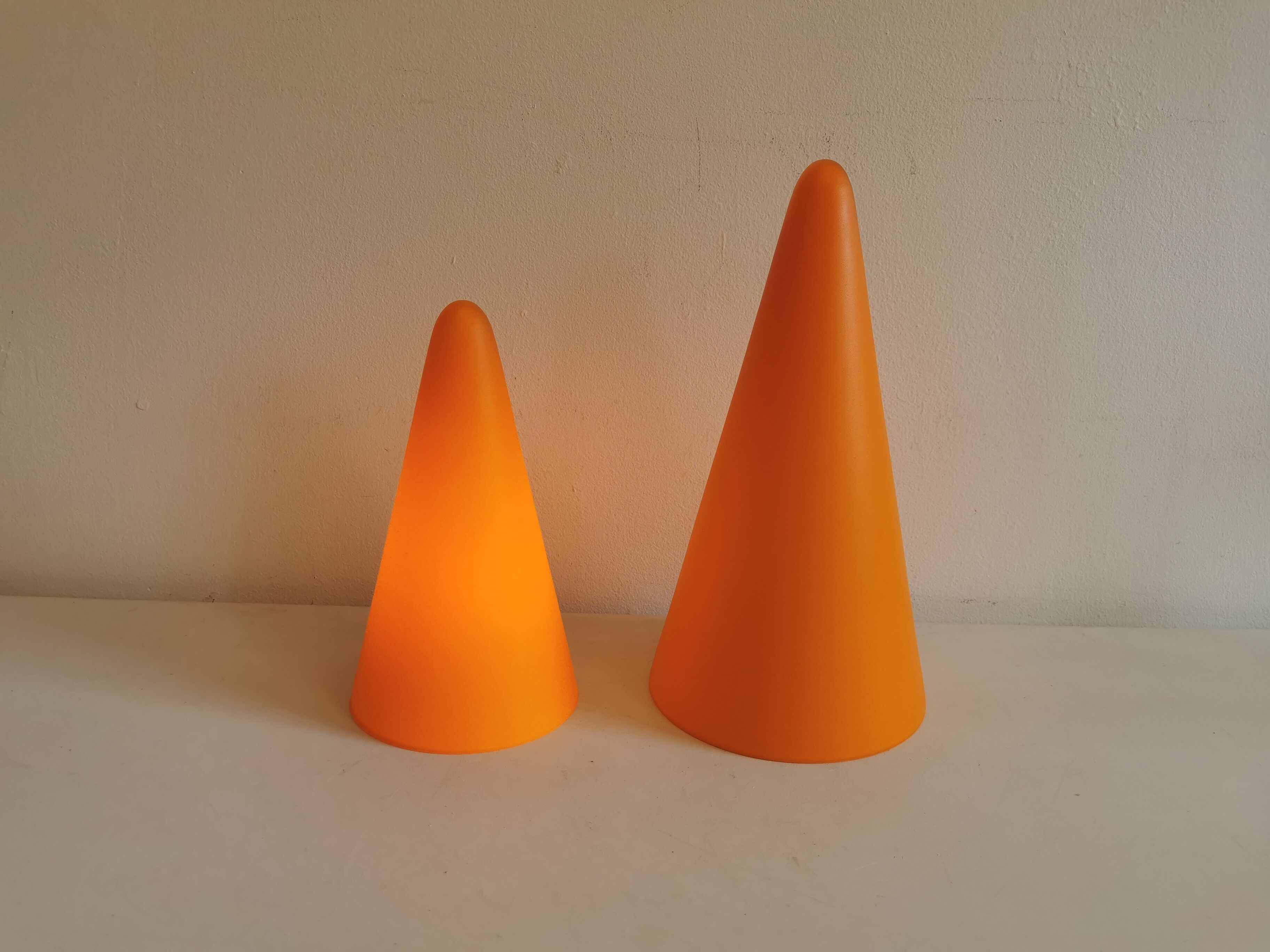 Table lamps, model Teepee, from the 80s in double-layer glass (orange and milky white)