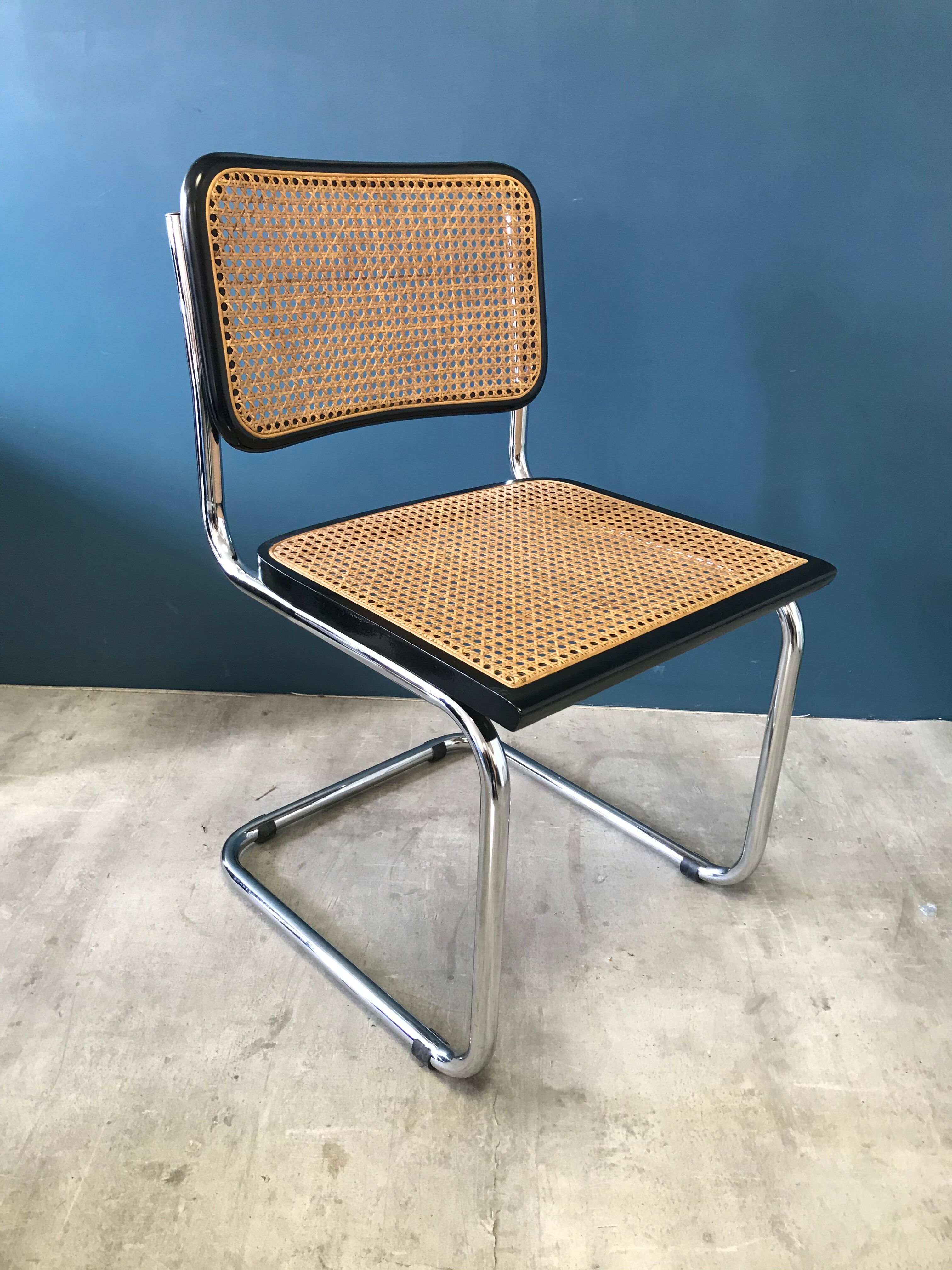B32 Marcel Breuer 80's black and chrome chair