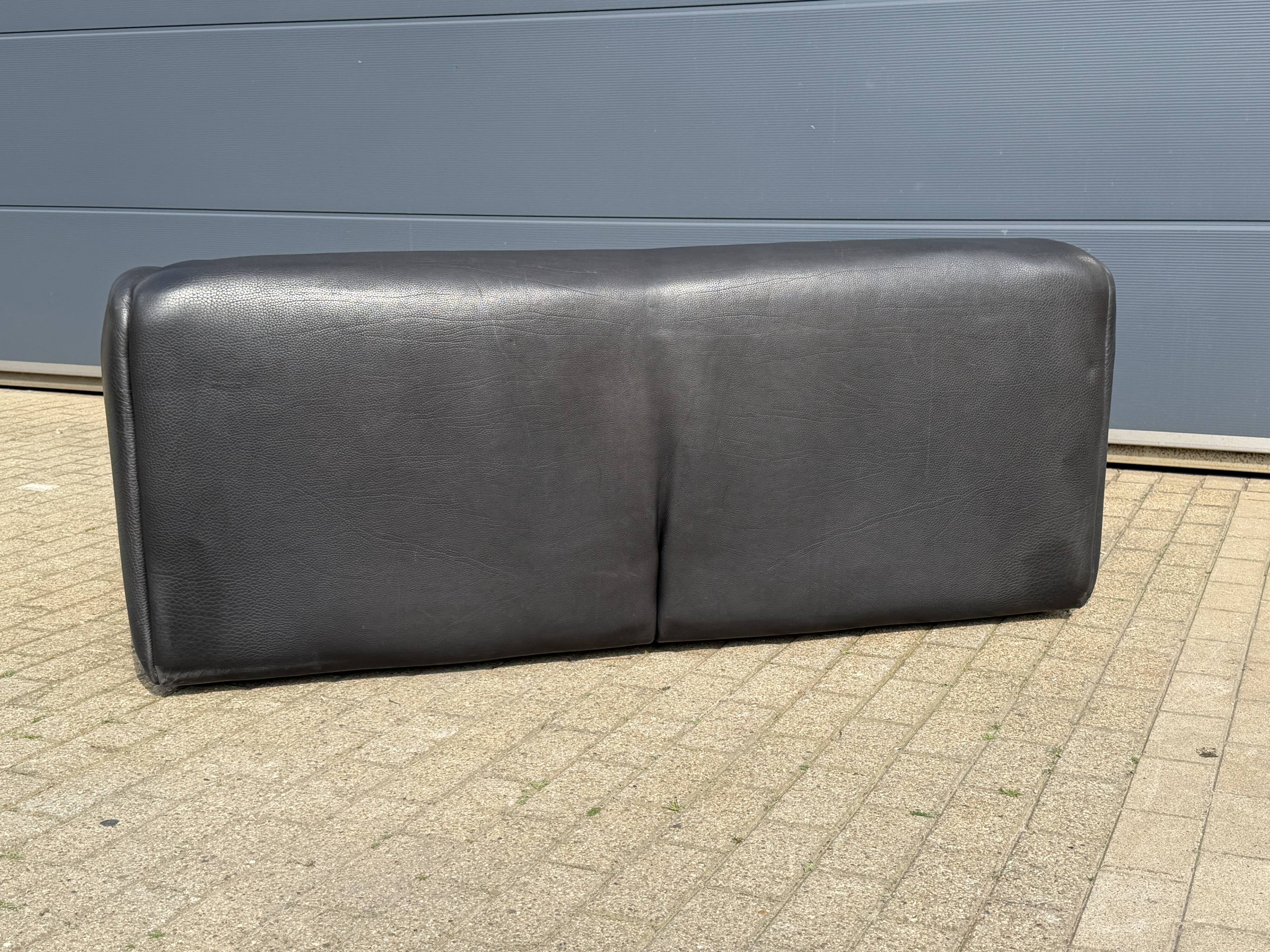 De Sede Ds47 3-seater in buffalo leather NECK 5 mm black leather