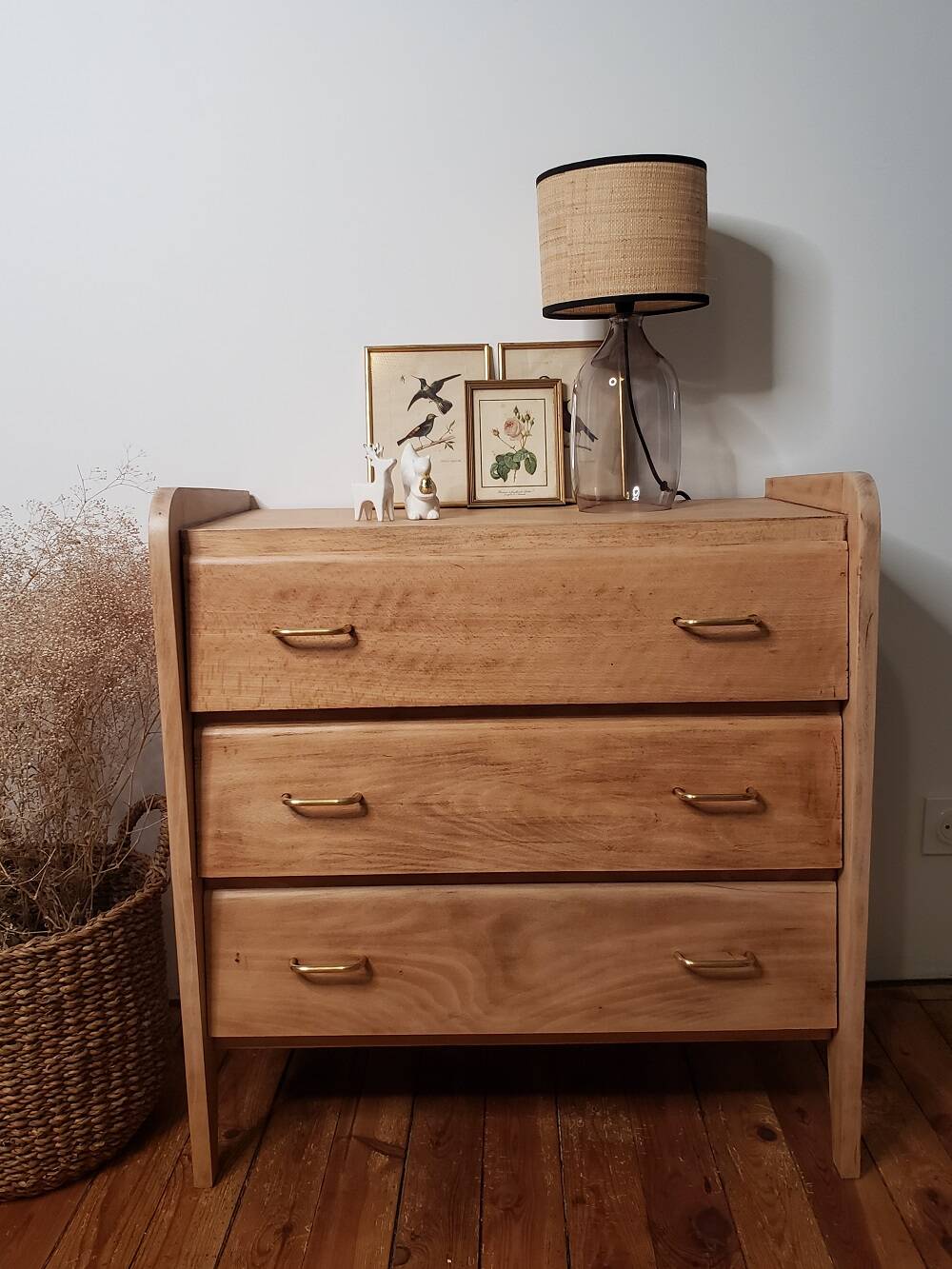 vintage chest of drawers