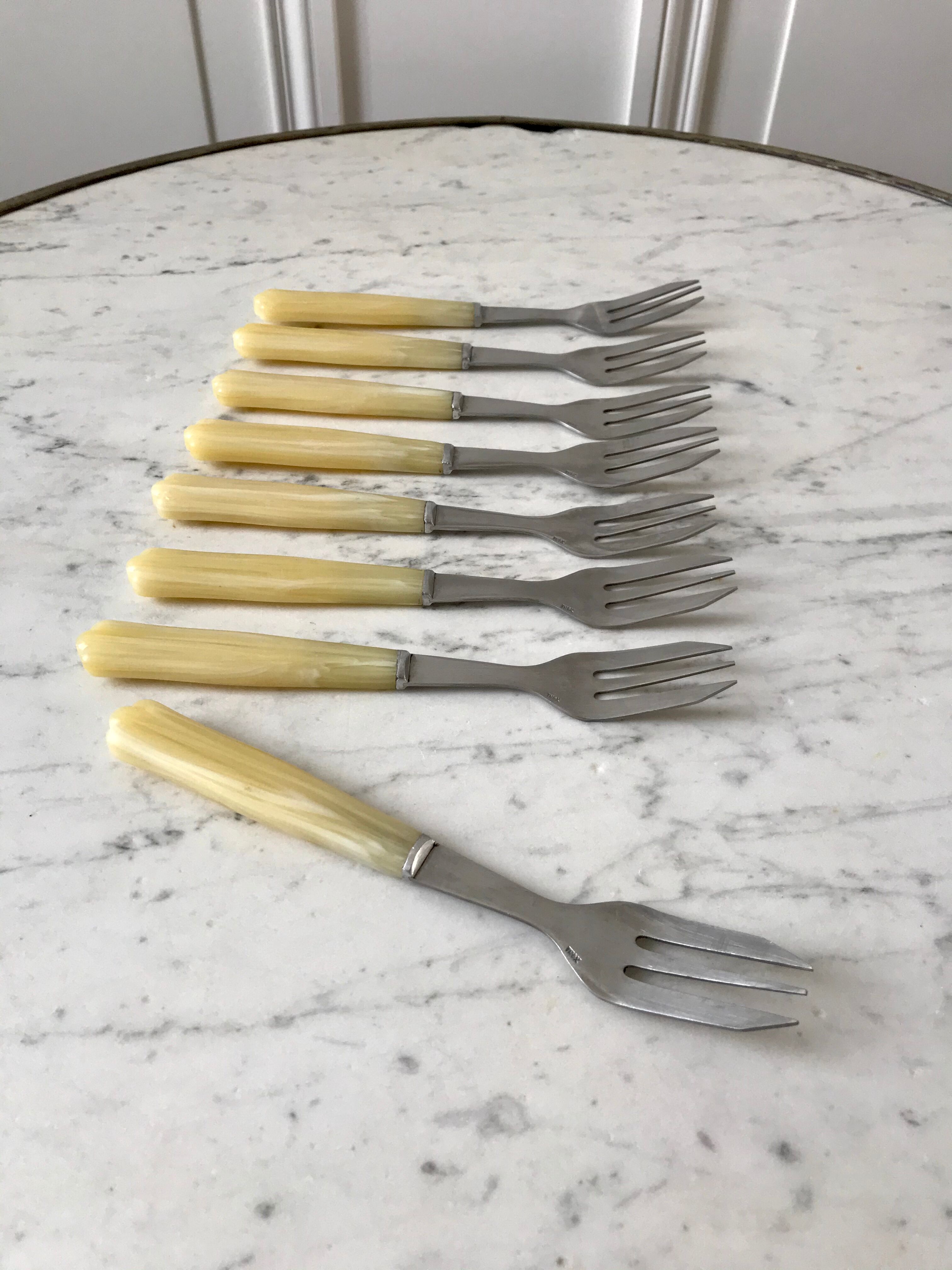 Set of 8 forks with horn dessert 60s
