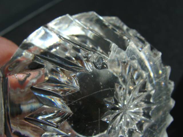 Double salt cellar in crystal and tin