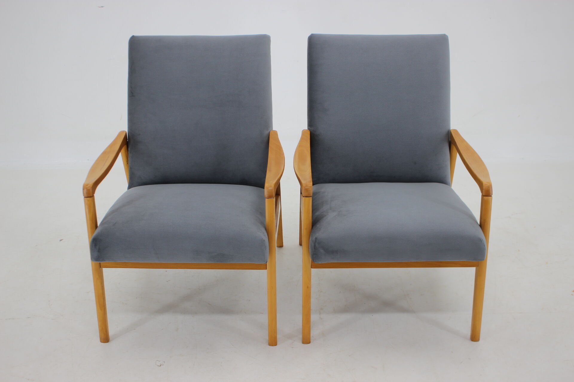 Pair of armchairs