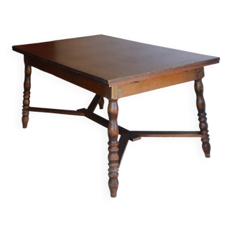 Antique extendable oak dining table – checkerboard top