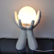 Lampe "Mains" en céramique blanche France 1980