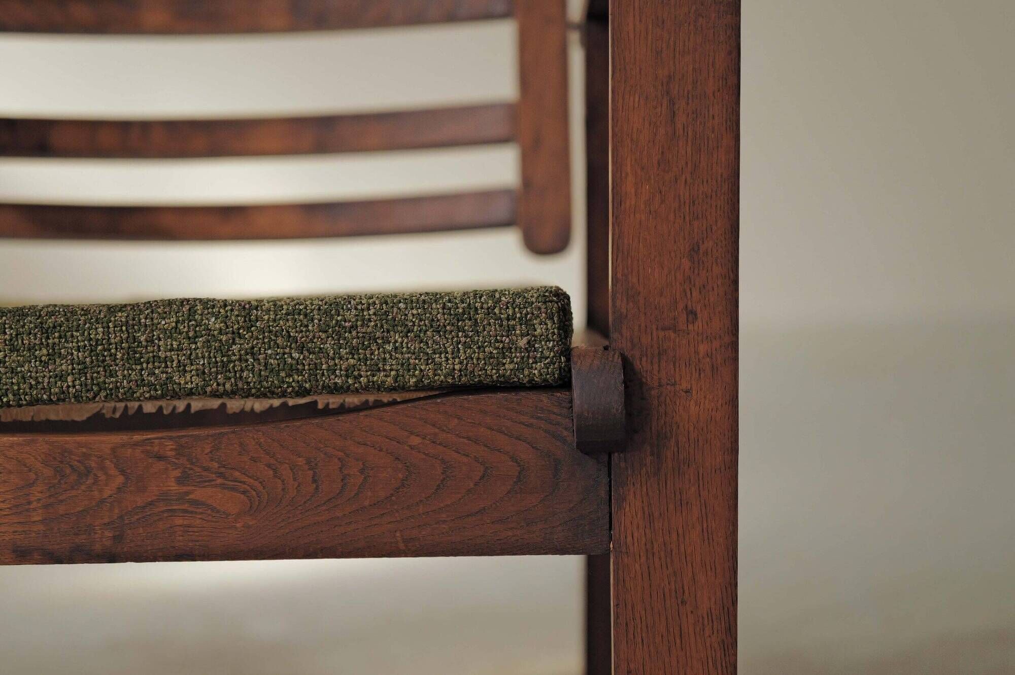 Pair of modernist armchairs in oak, Reconstruction, circa 1940