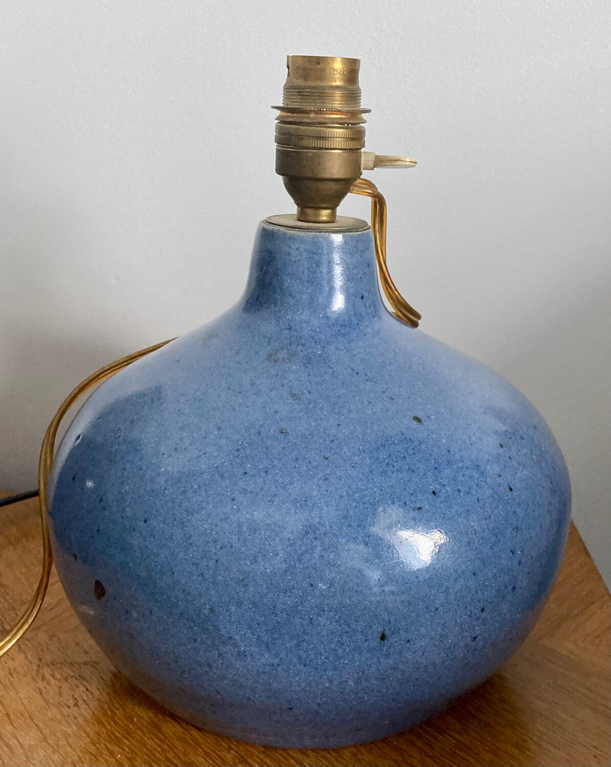 Pied de lampe en céramique signé