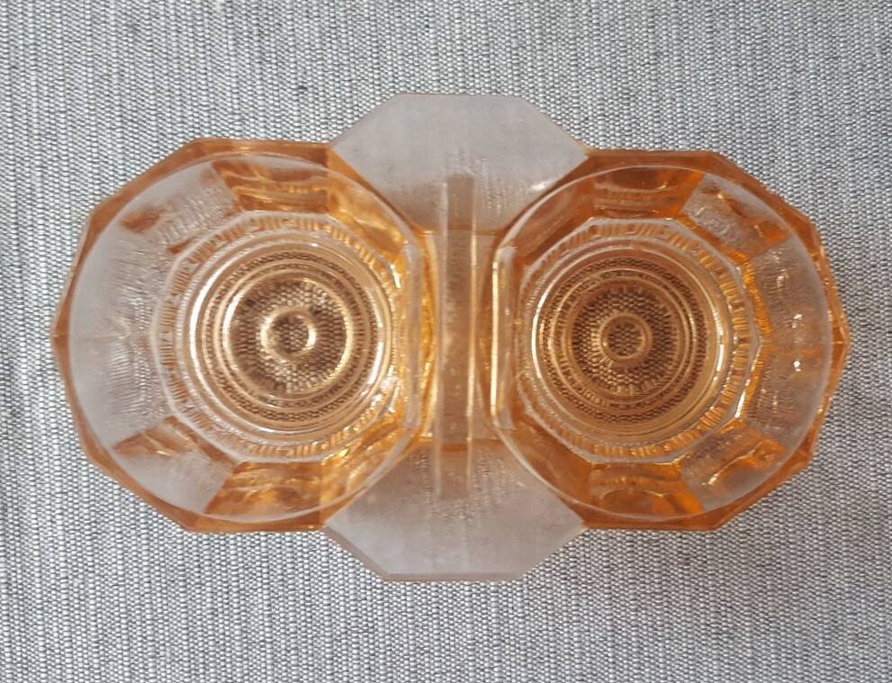 saleron pink glass - salt and pepper shaker - antique