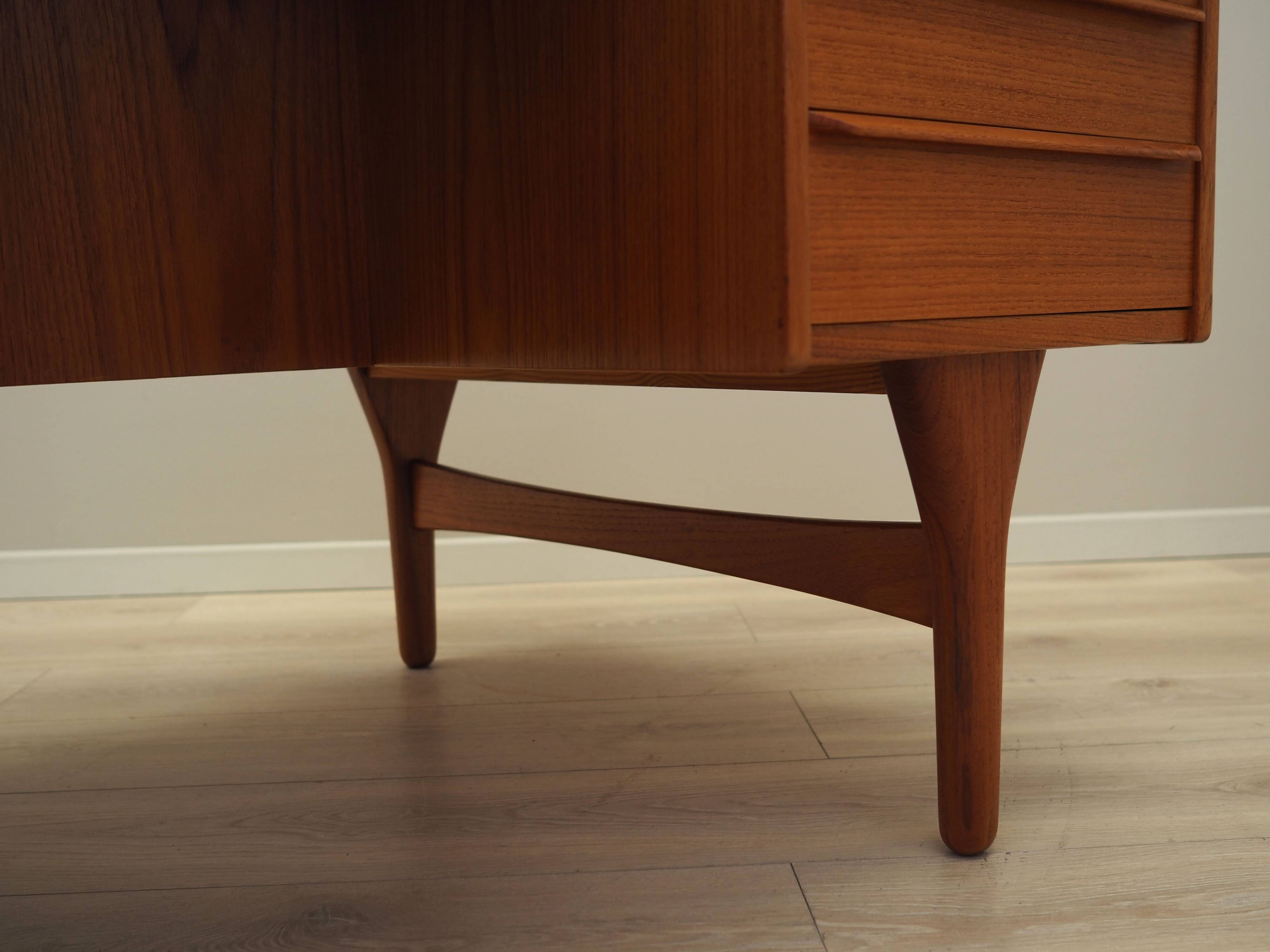 Teak desk, Danish design, 1960s, designer: Vald Mortensen, production: Oden