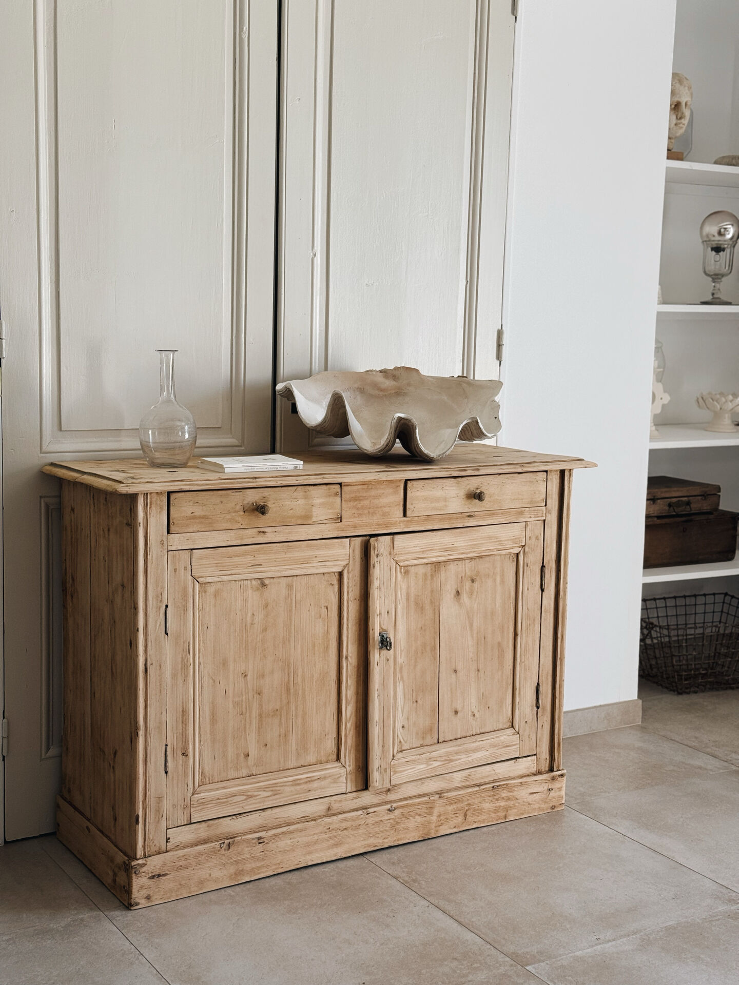 Buffet parisien en bois clair