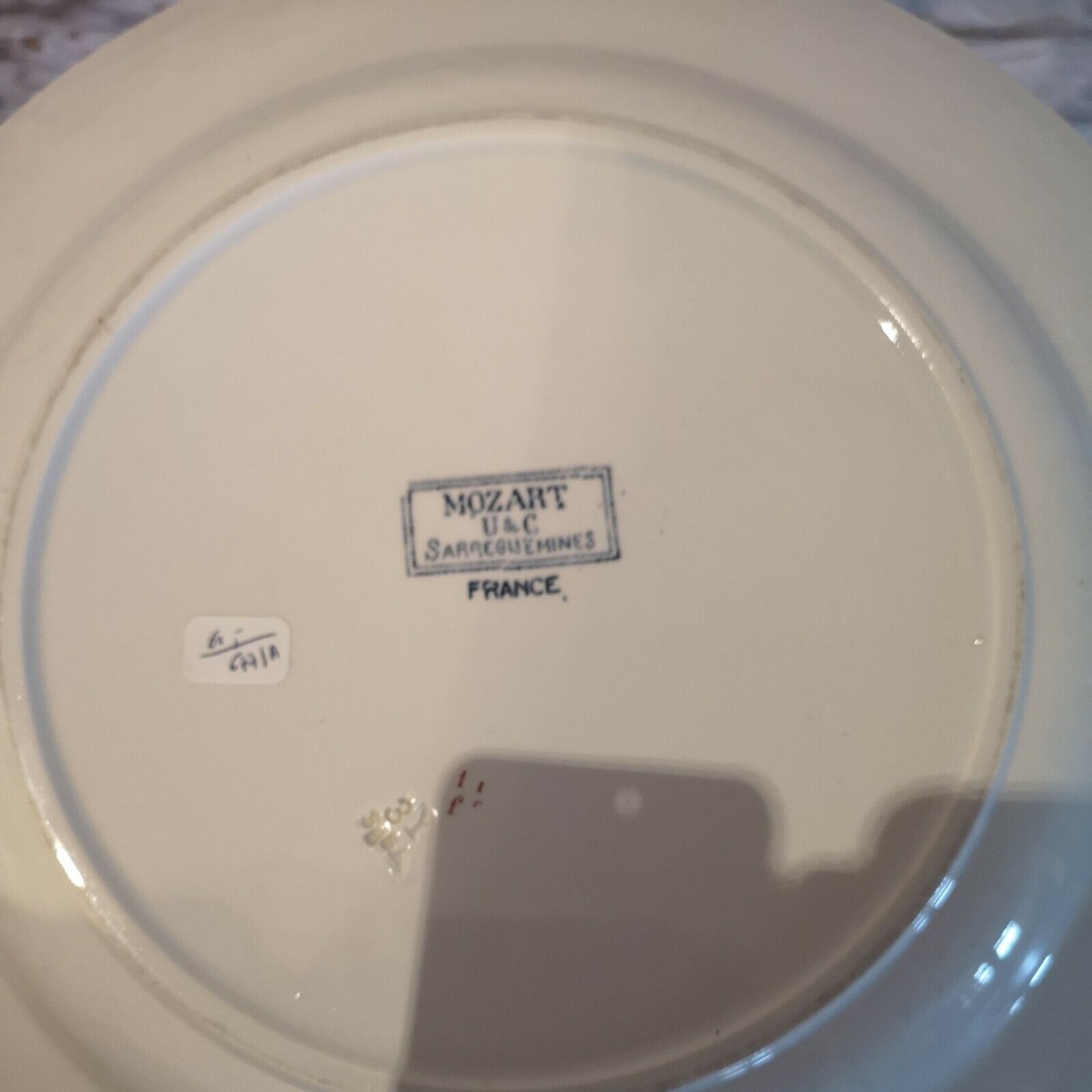 Round dish in Earthenware Sarreguemines Model Mozart